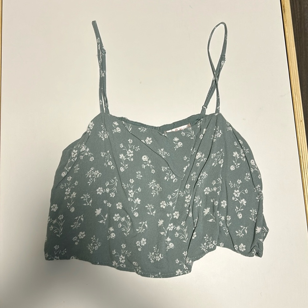 Crop top flower blouse